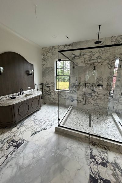 custom bathroom tile installation 